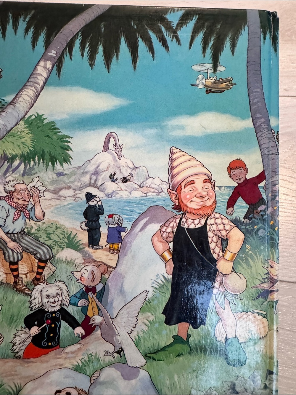 Vintage Rupert Annual 1987 Kids’ Classic Book - Picture 9 of 9